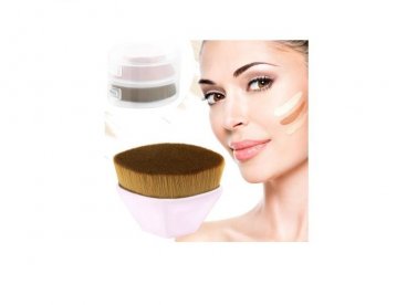 Pędzelek kosmetyczny w etui...