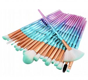 Zestaw pędzli do makijażu...