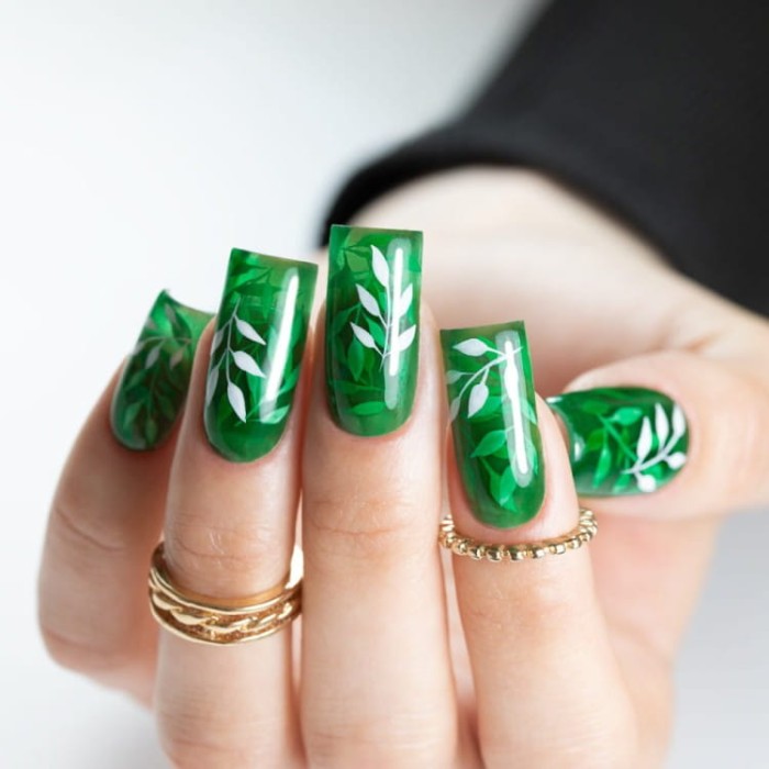 TOP-CRYSTAL-GLASS-GREEN-5.webp
