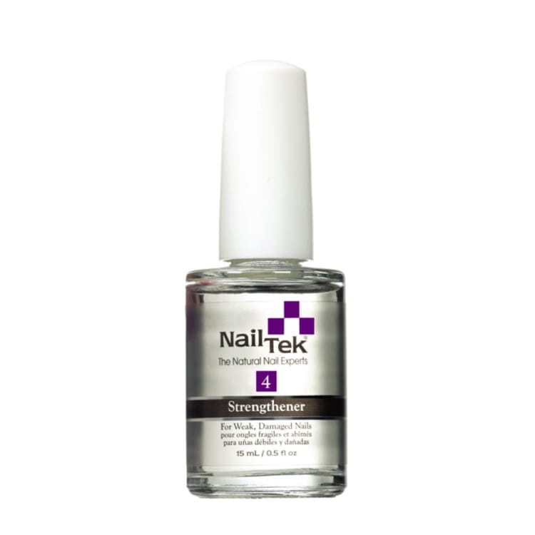 Odzywka-do-paznokci-silnie-utwardzajaca-do-codziennej-pielegnacji-NailTek-Xtra-Nr-4-6.webp