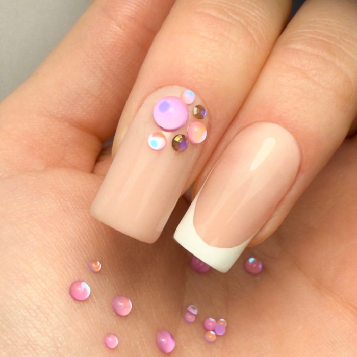 pol_pl_Kasetka-z-ozdobami-kamyki-Molly-Nails-mix-kolorow-1000-sztuk-24611_6.jpg