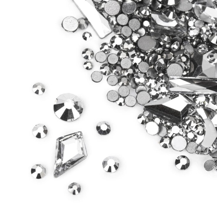 pol_pl_Ozdoby-do-paznokci-Molly-Nails-cyrkonie-srebrne-mix-150-szt-24564_1.jpg