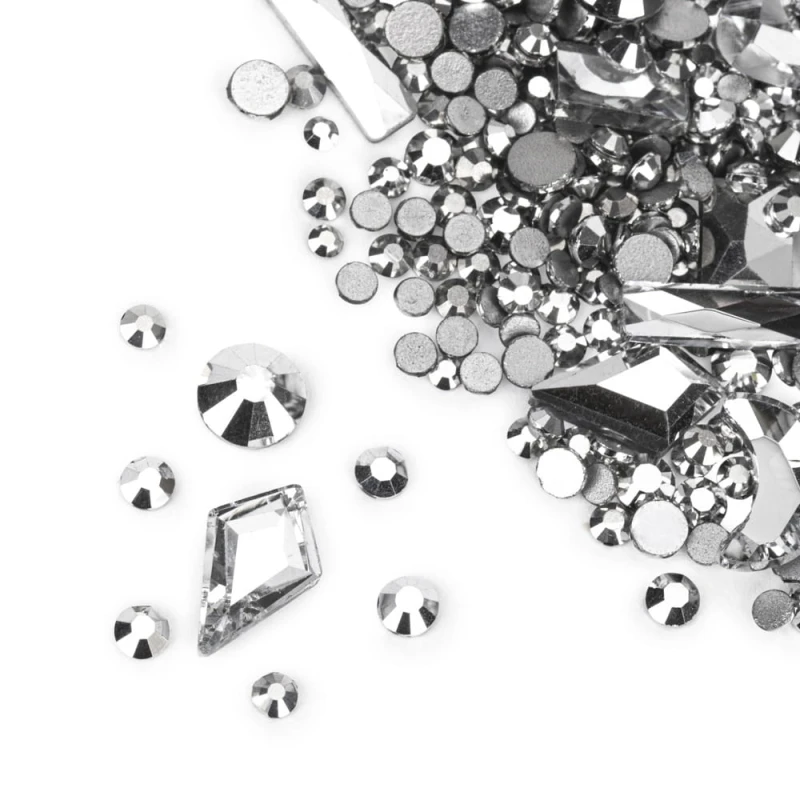 pol_pl_Ozdoby-do-paznokci-Molly-Nails-cyrkonie-srebrne-mix-150-szt-24564_1.jpg