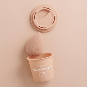 gabeczka-do-makijazu-blendiccino-berry-frappe-kub.jpg