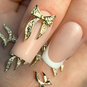 pol_pl_10-1gratis-Ozdoby-do-paznokci-kokardki-3D-Molly-Nails-Nr-2-10-szt-30842_4.jpg