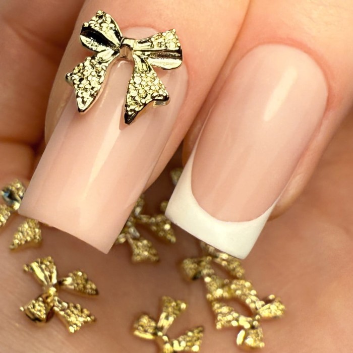 pol_pl_10-1gratis-Ozdoby-do-paznokci-kokardki-3D-Molly-Nails-Nr-4-10-szt-30844_4.jpg
