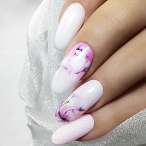 porcelain-base-10ml-slowianka-nail-trends-stylizacja.png