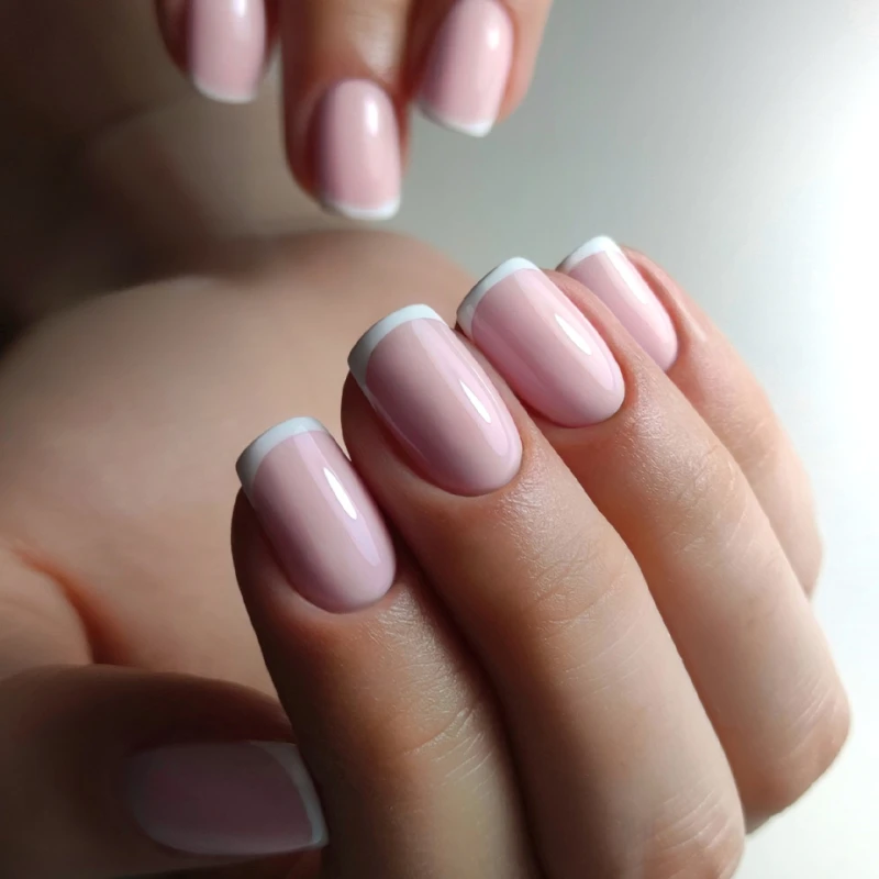 baza_450_natural_pink_slowianka_nail_trends_stylizacja.jpg