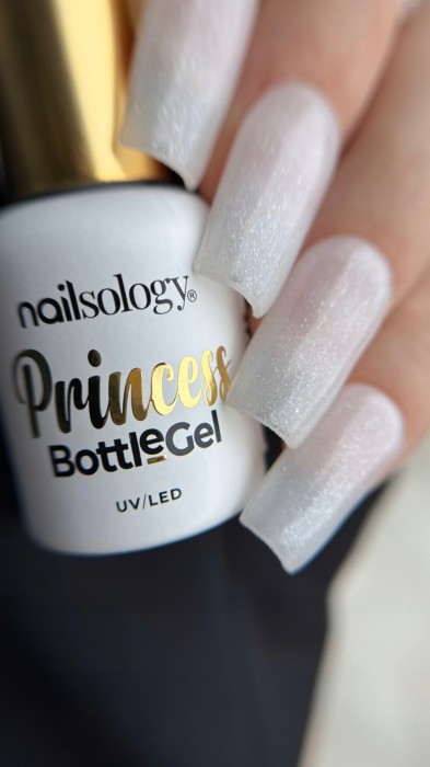 Zel-budujacy-w-butelce-Nailsology-Bottel-Gel-Princess-8-ml-Queen-Ice-P01-Pojemnosc-8-ml-1.jpg