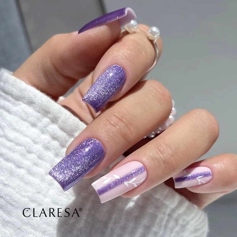 Letni-manicure-w-neonowym-fiolecie-Cat-Eye-Purple.webp