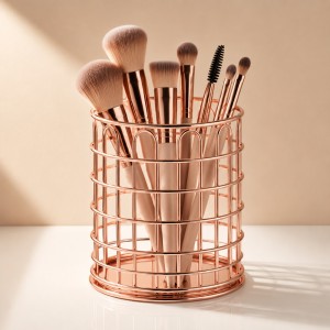 pol_pl_Stojak-organizer-pojemnik-na-pedzelki-rose-gold-Nr-7-31052_4.jpg