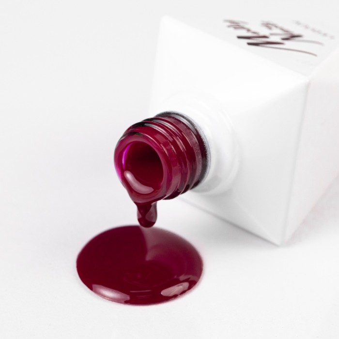 pol_pl_Lakier-hybrydowy-LED-UV-Gel-Polish-The-Trend-Edit-Nr-302-Cherry-Bomb-MollyNails-HEMA-Di-HEMA-Free-8g-32700_5.jpg