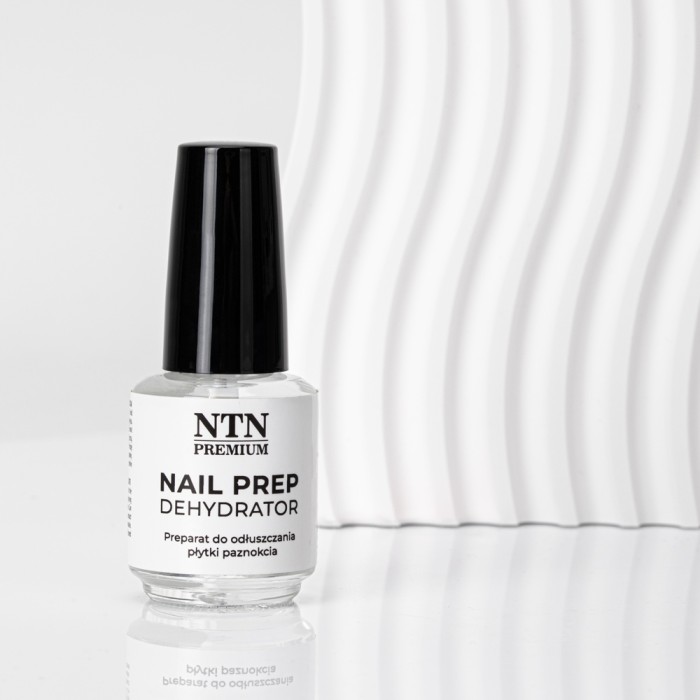 pol_pl_Dehydrator-preparat-do-odtluszczania-i-oczyszczania-naturalnej-plytki-paznokcia-Nail-Prep-NTN-Premium-15ml-32780_1.jpg